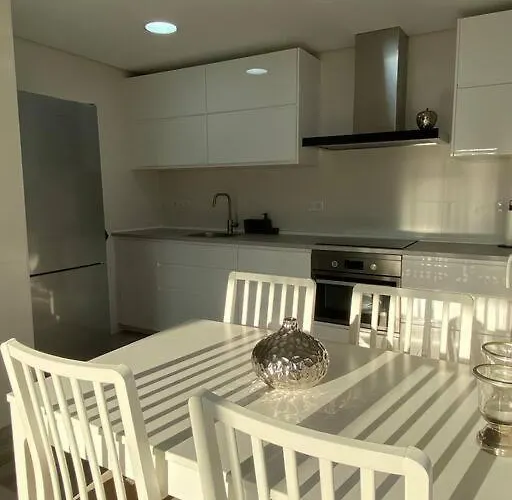 Apartment Lovely Tona