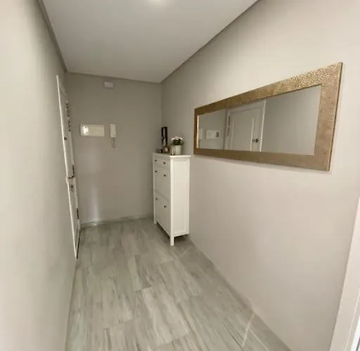 Lovely Tona Apartment